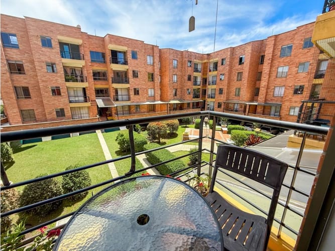 Apartamento de 2 alcobas en venta en Lomitas, La Ceja, 60 m² · foto 11 de 14