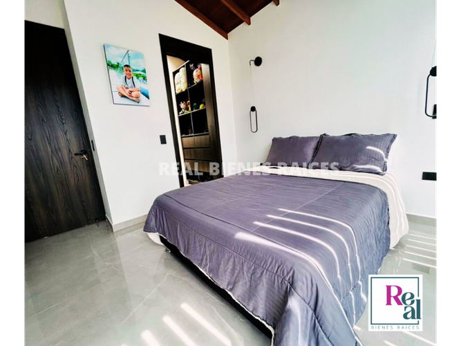 Casa de 3 alcobas en venta en Lomitas, La Ceja, 136 m² · foto 12 de 18