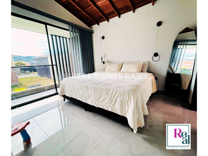 Casa de 3 alcobas en venta en Lomitas, La Ceja, 136 m² · foto 15 de 18
