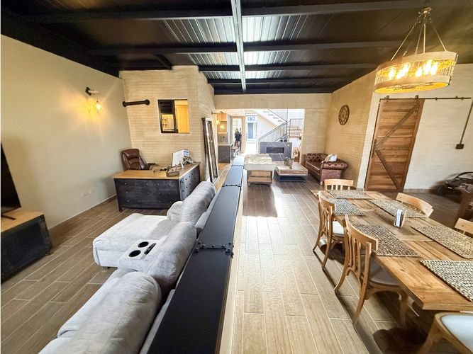 Casa de 3 alcobas en venta en Lomitas, La Ceja, 216 m² · foto 7 de 24