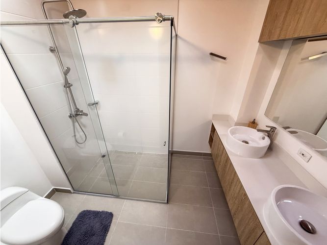 Casa de 3 alcobas en venta en Lomitas, La Ceja, 216 m² · foto 14 de 24