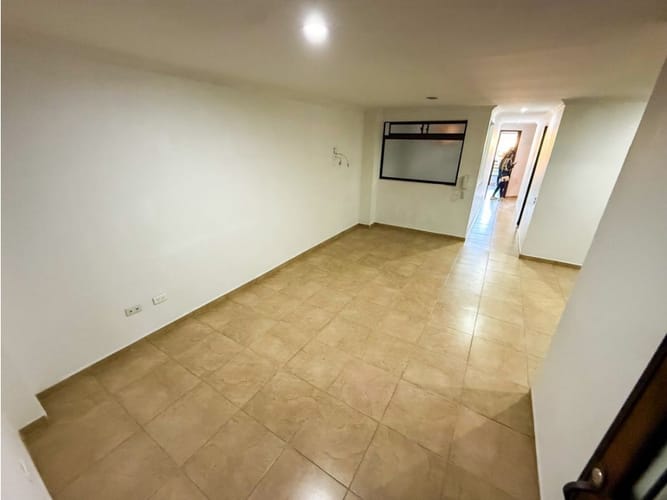 Apartamento de 3 alcobas en venta en La Ceja, 90 m² · foto 2 de 15
