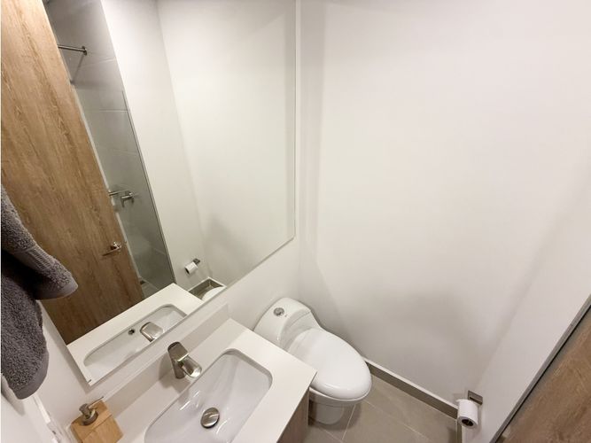 Casa de 3 alcobas en venta en Lomitas, La Ceja, 216 m² · foto 21 de 24