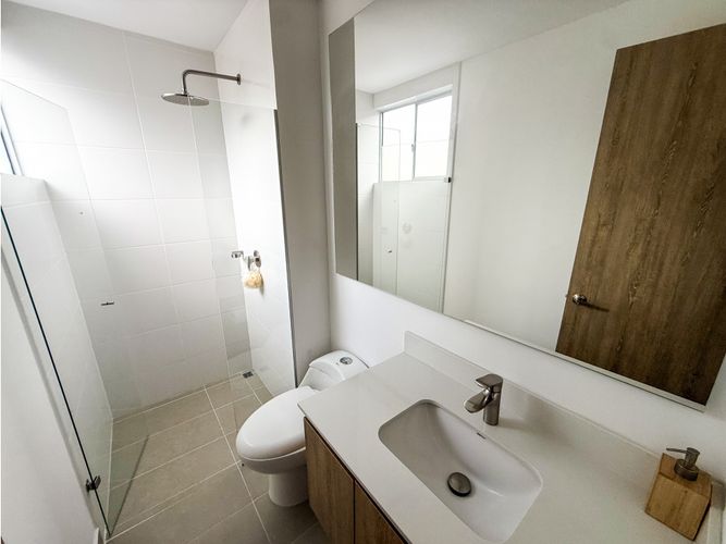 Casa de 3 alcobas en venta en Lomitas, La Ceja, 216 m² · foto 24 de 24