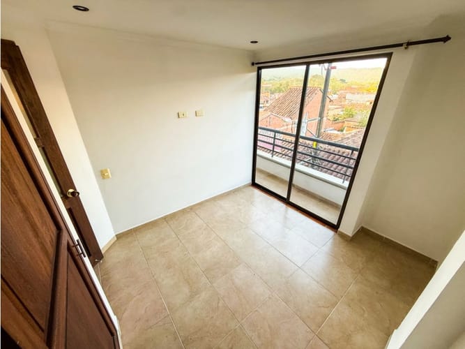 Apartamento de 3 alcobas en venta en La Ceja, 90 m² · foto 14 de 15