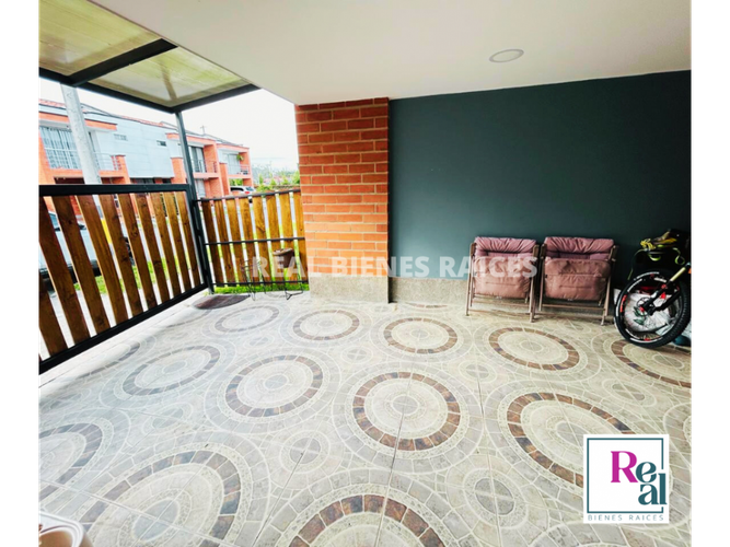 Casa de 4 alcobas en venta en La Ceja, 140 m² · foto 8 de 16