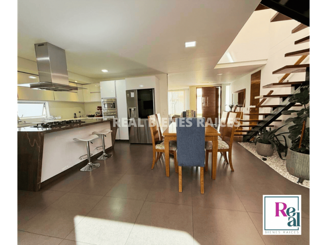 Casa de 4 alcobas en venta en La Ceja, 193 m² · foto 4 de 24