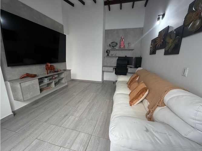 Casa de 4 alcobas en venta en La Ceja, 180 m² · foto 5 de 24