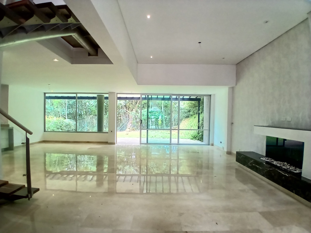 House for rent in Loma del Chocho, Envigado