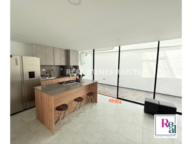 Casa de 2 alcobas en venta en La Ceja, 120 m² · foto 3 de 19