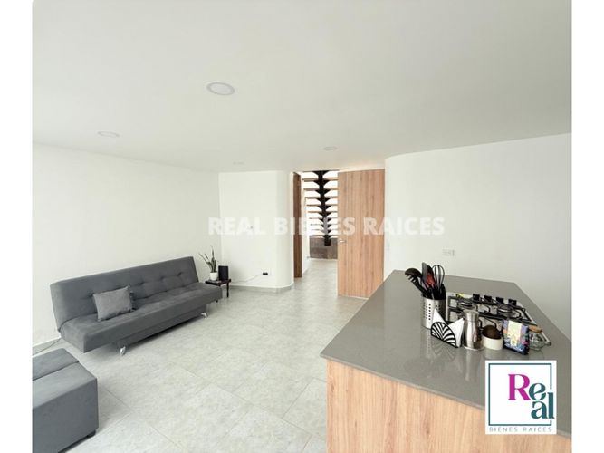 Casa de 2 alcobas en venta en La Ceja, 120 m² · foto 5 de 19