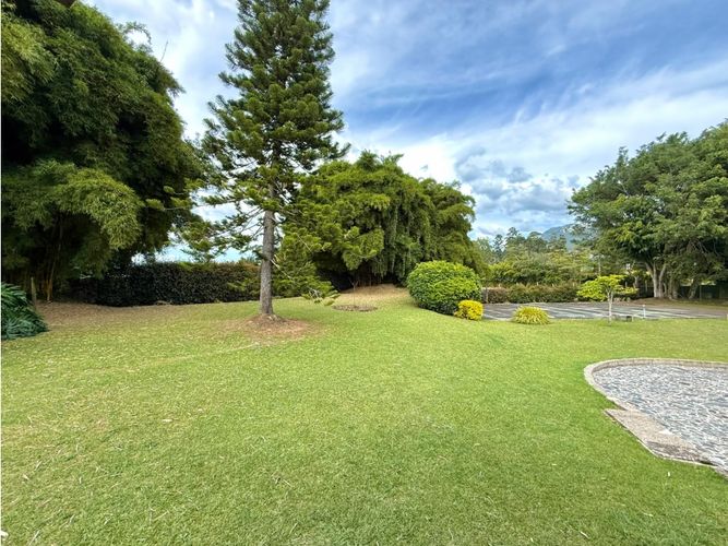 Casa de 3 alcobas en venta en El Tambo, La Ceja, 382 m² · foto 7 de 24