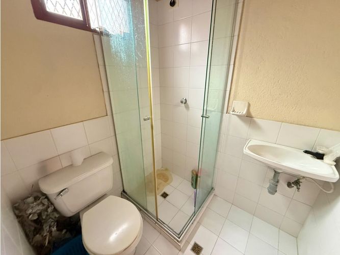 Casa de 3 alcobas en venta en El Tambo, La Ceja, 382 m² · foto 13 de 24