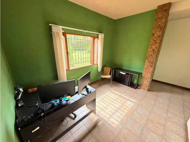 Casa de 3 alcobas en venta en El Tambo, La Ceja, 382 m² · foto 17 de 24