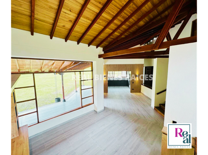 Finca en venta en Guamito, La Ceja, 290 m² · foto 13 de 24