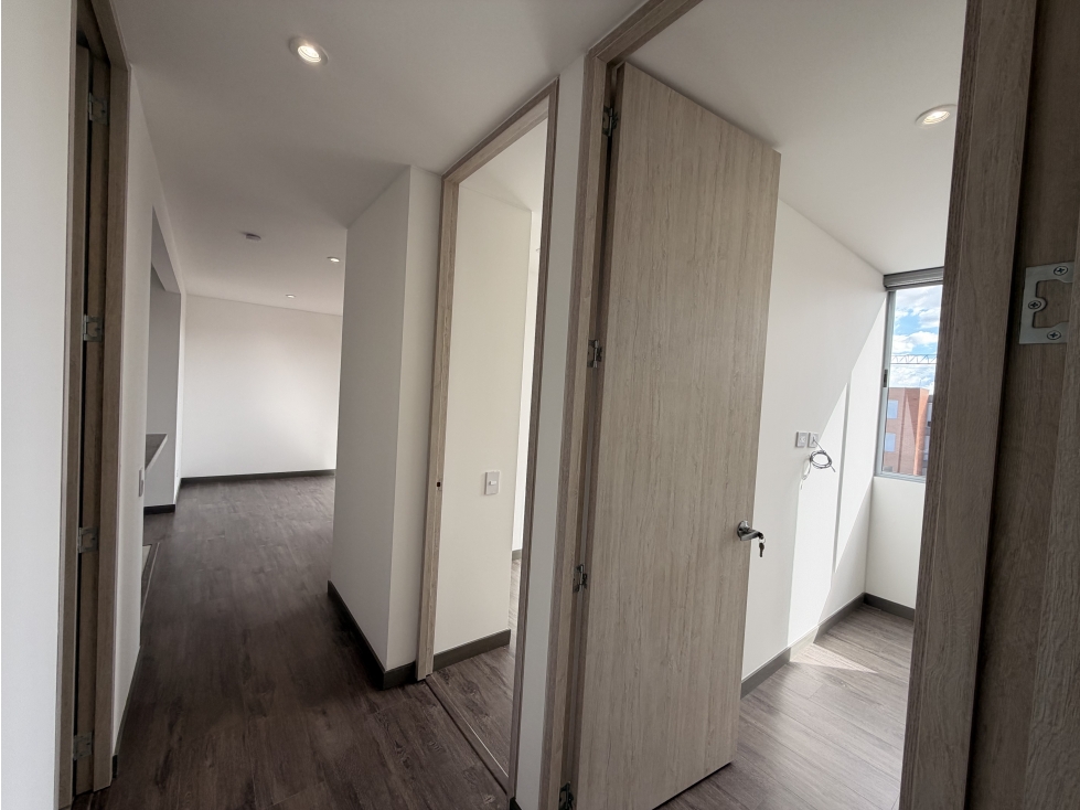 Apartamento en venta en Parque Industrial San Jorge, Mosquera · foto 18 de 24