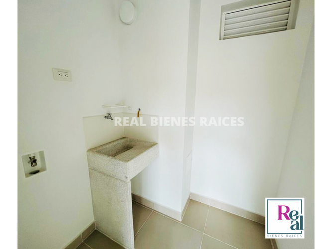 Apartamento de 2 alcobas en venta en La Ceja, 61 m² · foto 10 de 10