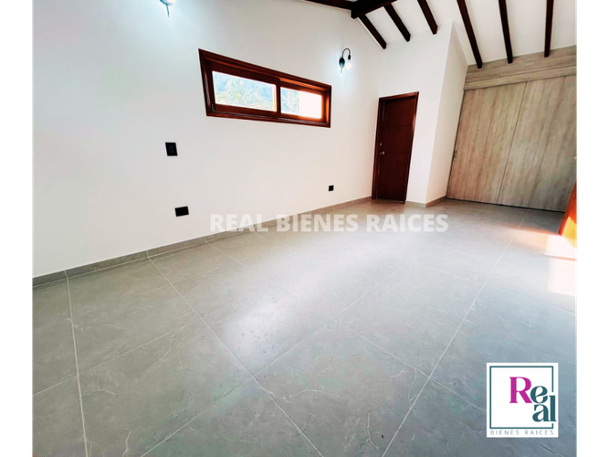 Casa de 3 alcobas en venta en La Ceja, 156 m² · foto 8 de 15