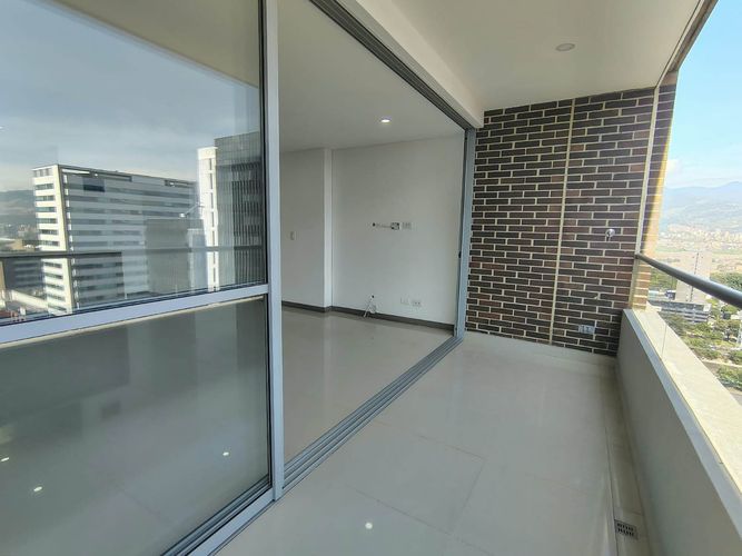 Apartamento de 3 alcobas en arriendo en El Poblado, Medellín, 79 m² · foto 18 de 18