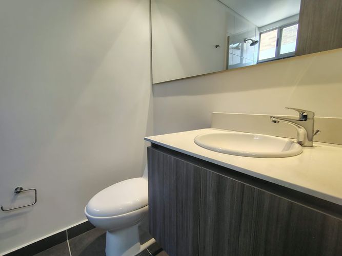 Apartamento de 3 alcobas en arriendo en El Poblado, Medellín, 79 m² · foto 17 de 18