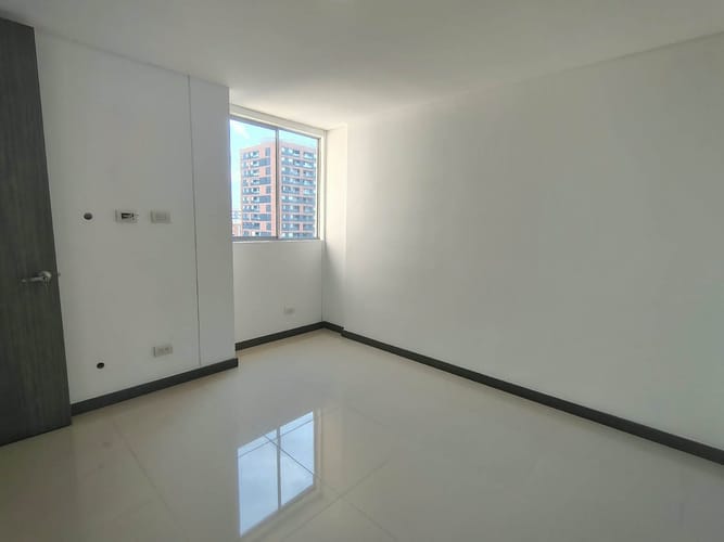 Apartamento de 3 alcobas en arriendo en El Poblado, Medellín, 79 m² · foto 15 de 18