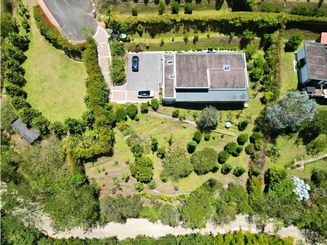 Casa de 3 alcobas en venta en Santa Elena, El Retiro, 278 m² · foto 2 de 23