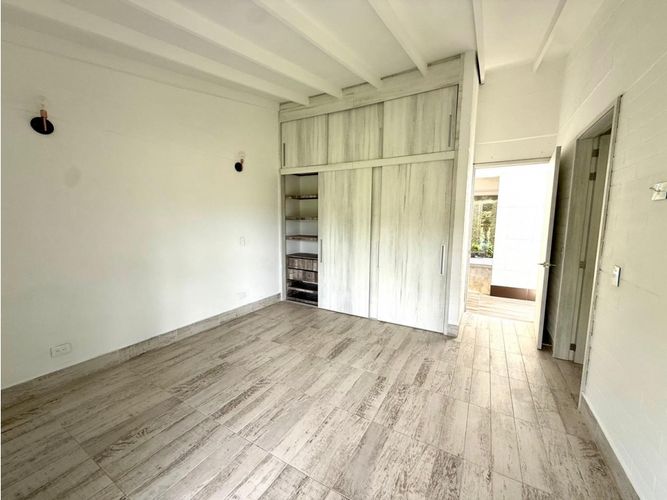 Casa de 3 alcobas en venta en Santa Elena, El Retiro, 278 m² · foto 9 de 23