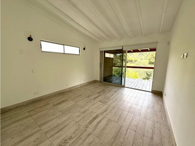 Casa de 3 alcobas en venta en Santa Elena, El Retiro, 278 m² · foto 16 de 23