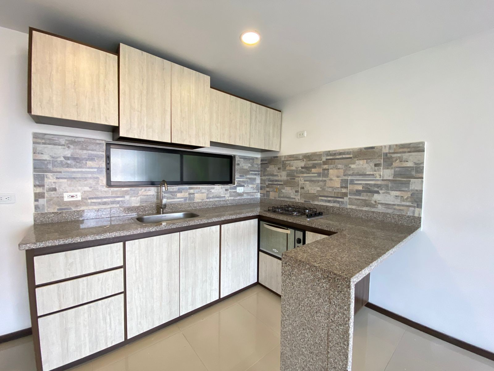 Apartamento en Arriendo en Los alcazares, Sabaneta