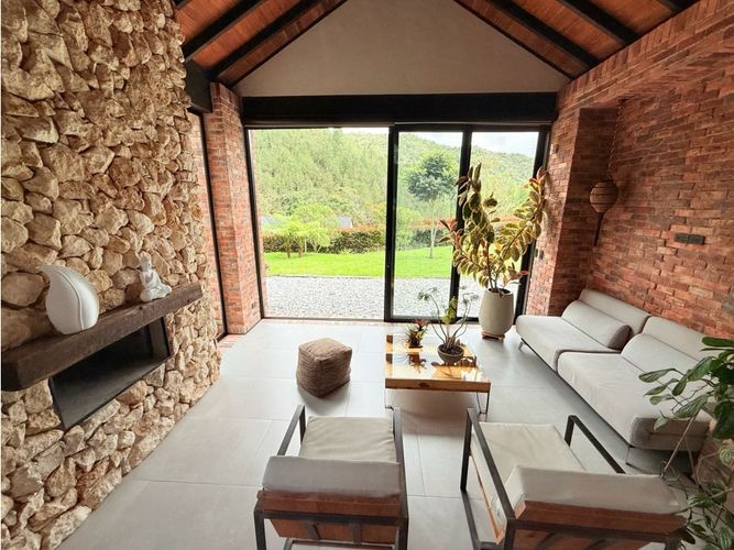 Finca en venta en El Tambo, La Ceja, 197 m² · foto 6 de 24