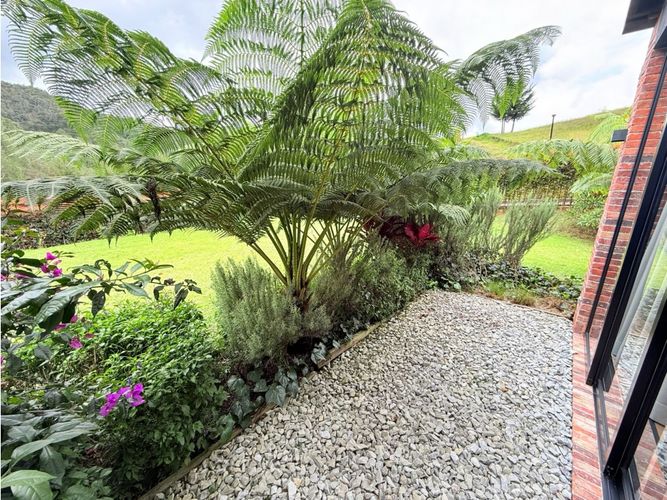Finca en venta en El Tambo, La Ceja, 197 m² · foto 15 de 24