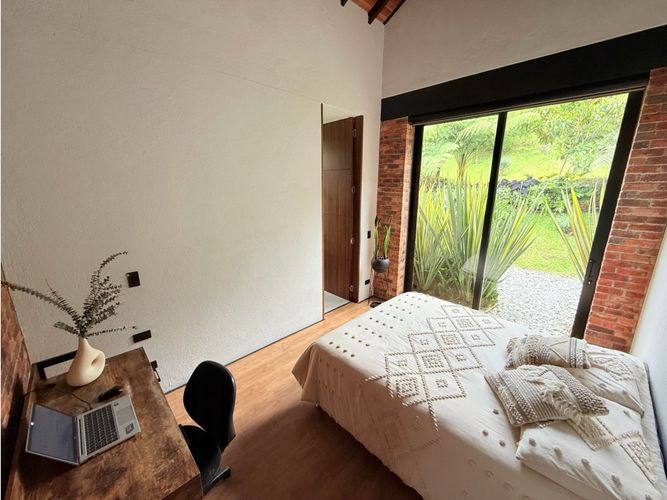 Finca en venta en El Tambo, La Ceja, 197 m² · foto 16 de 24