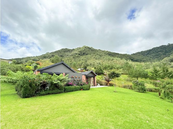 Finca en venta en El Tambo, La Ceja, 197 m² · foto 21 de 24