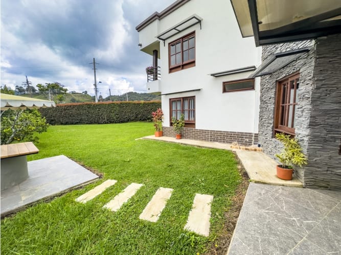 Finca en venta en La Ceja, 480 m² · foto 23 de 24