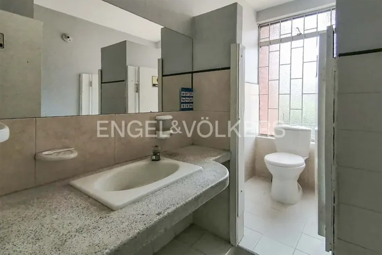 Casa en venta en Chapinero, Bogotá, 746 m² · foto 10 de 11