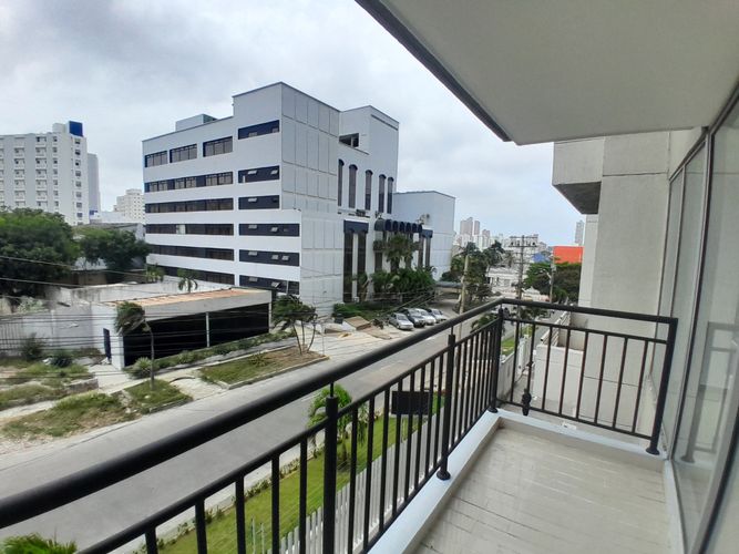 Apartamento de 3 alcobas en venta en Las Mercedes, Barranquilla, 99 m² · foto 2 de 16