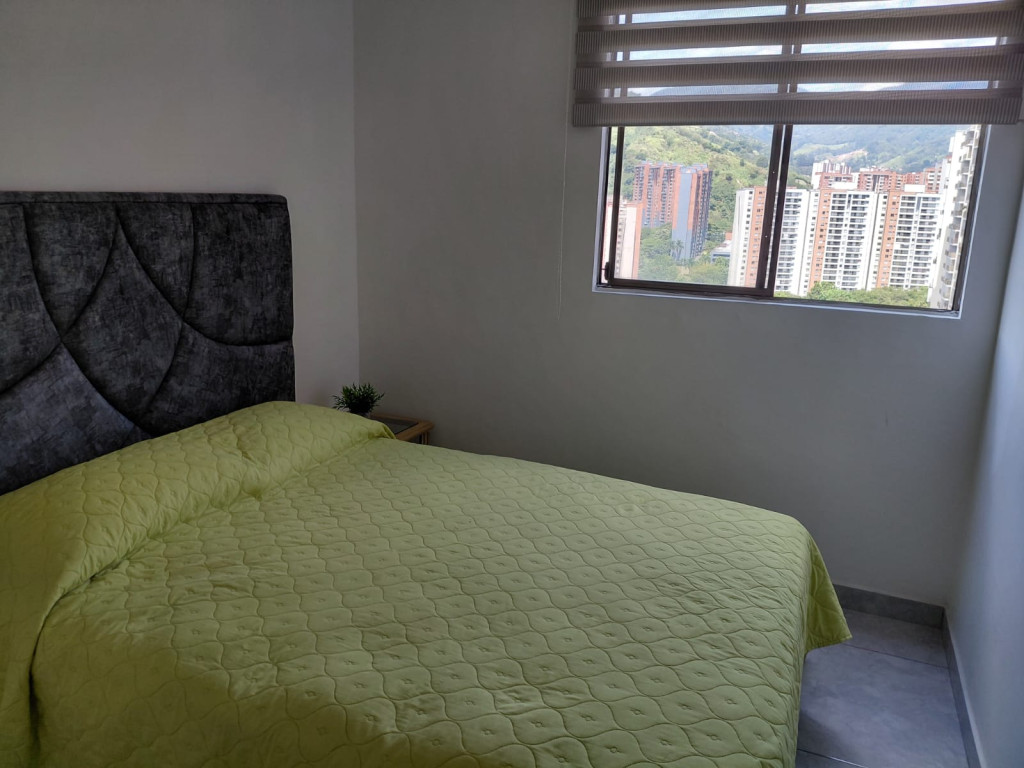 Apartamento en arriendo en Belén, Medellín · foto 12 de 24