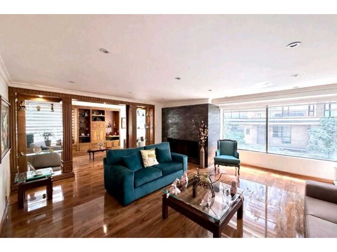 Apartamento en venta en San Patricio, Bogotá · foto 2 de 17