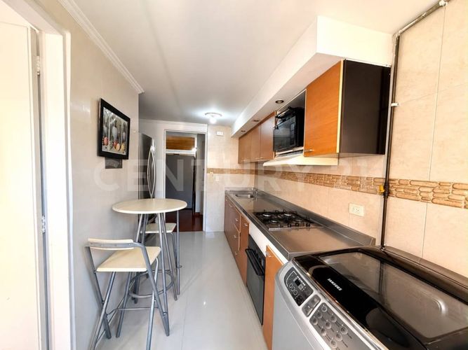 Apartamento de 4 alcobas en venta en Cedritos, Bogotá, 108 m² · foto 2 de 10