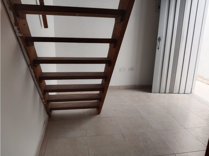 Apartaestudio en arriendo en Campo Valdes No.1, Medellín, 32 m² · foto 2 de 8