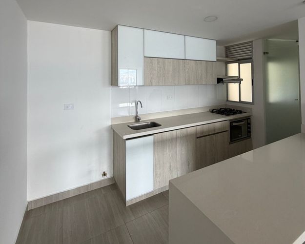 Apartamento de 2 alcobas en venta en La Barquereña, Sabaneta, 82 m² · foto 3 de 10