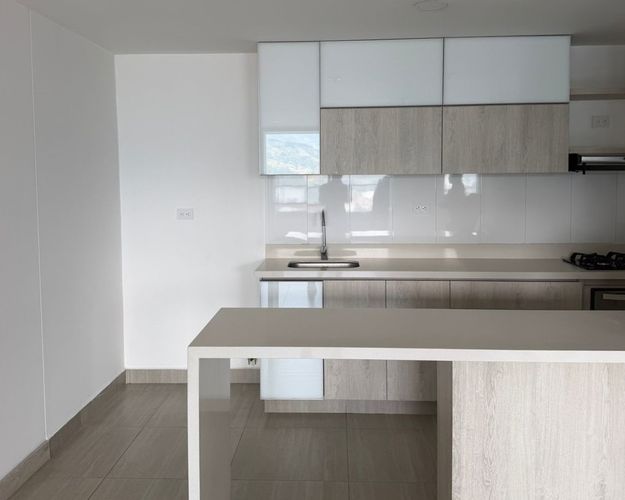 Apartamento de 2 alcobas en venta en La Barquereña, Sabaneta, 82 m² · foto 4 de 10