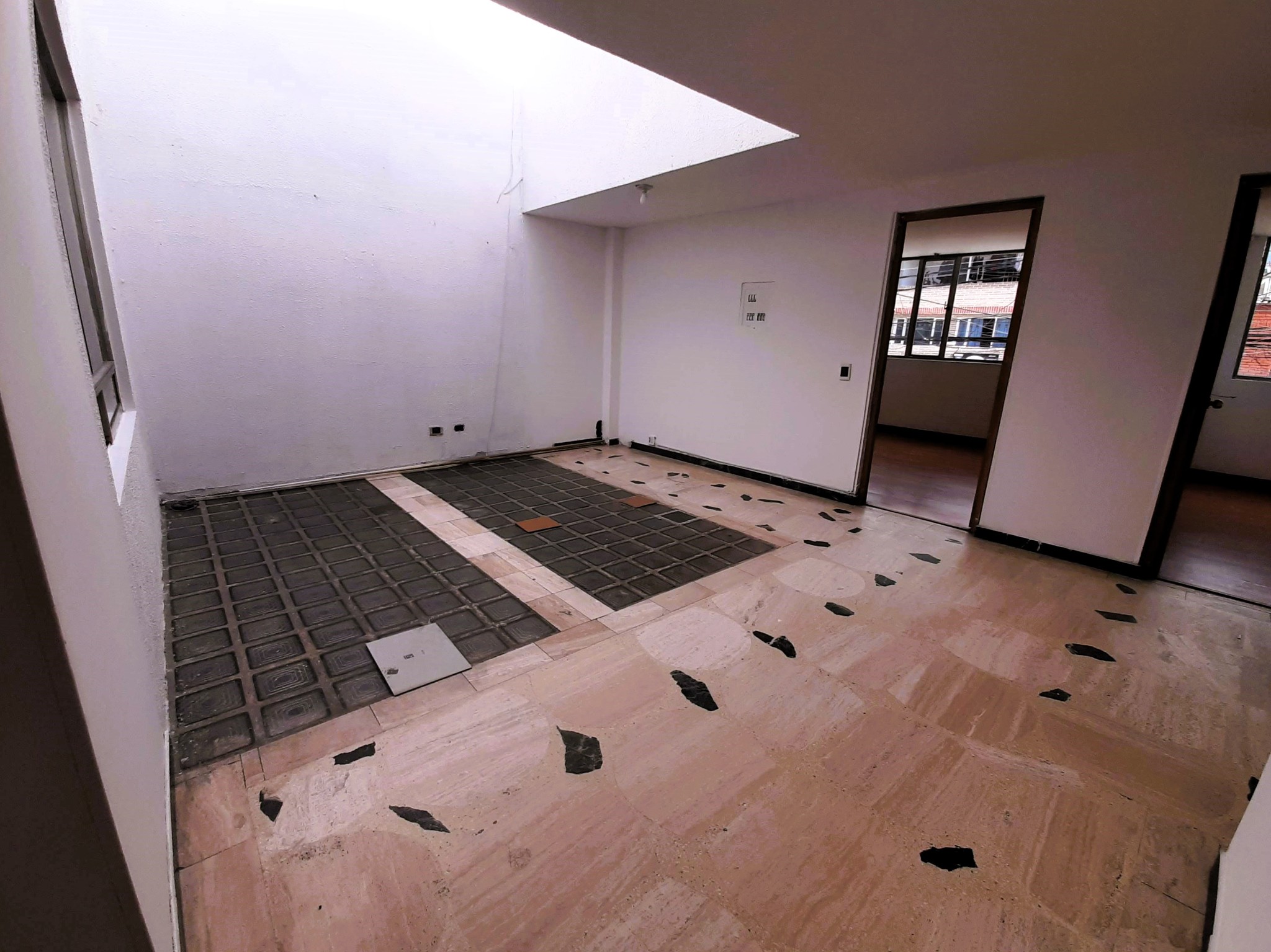Casa en venta en San Jose Del Prado, Bogotá · foto 11 de 21