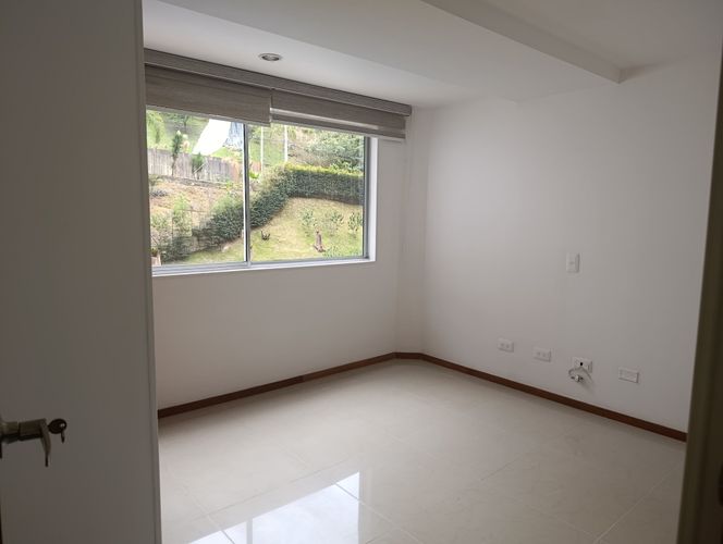 Apartamento de 3 alcobas en venta en Aves Maria, Sabaneta, 111 m² · foto 7 de 24
