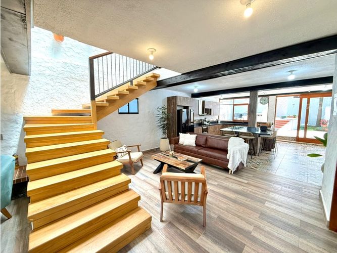 Casa de 6 alcobas en venta en La Ceja, 330 m² · foto 10 de 24