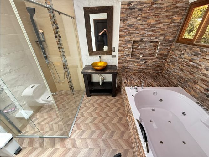 Casa de 6 alcobas en venta en La Ceja, 330 m² · foto 18 de 24