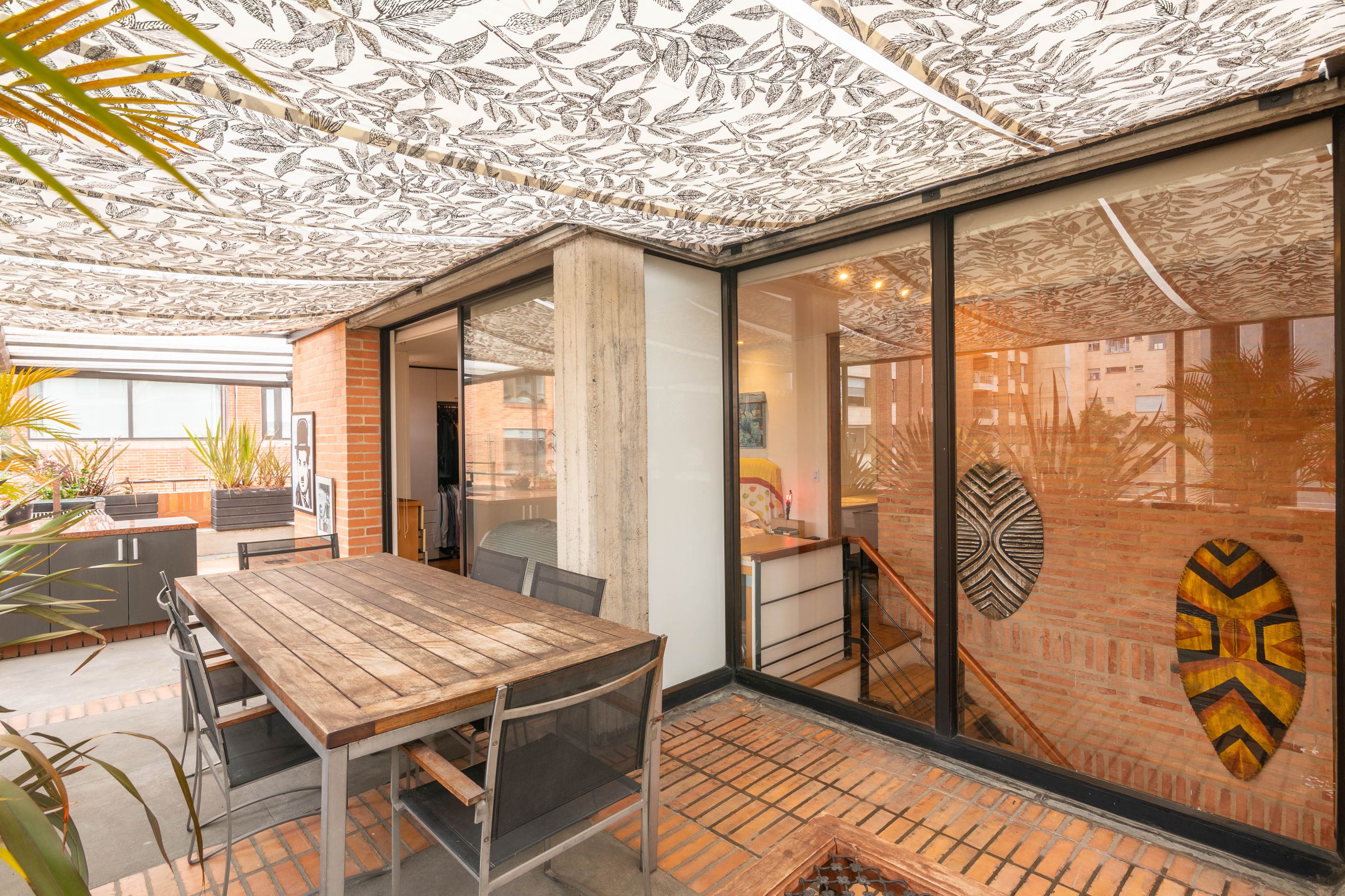 Apartment for rent in Los rosales, Bogotá