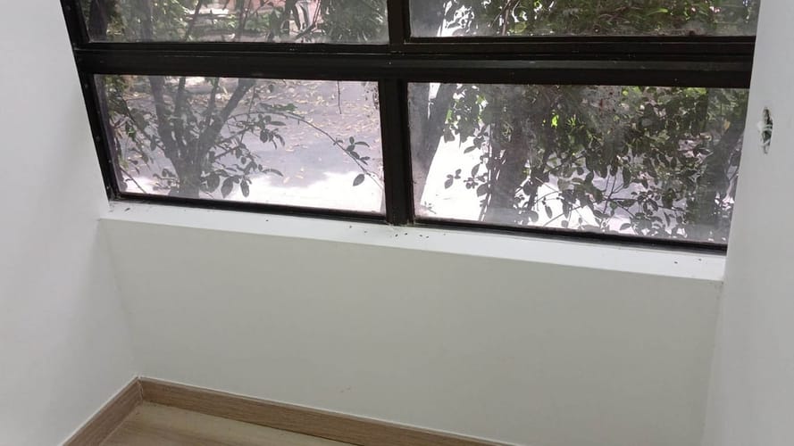 Consultorio en venta en El Poblado, Medellín, 33 m² · foto 6 de 9
