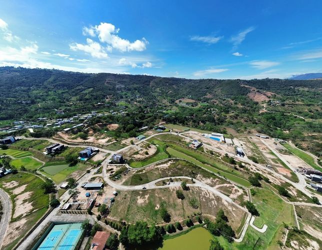 Lote en venta en Ruitoque Bajo, Girón, 900 m² · foto 6 de 14