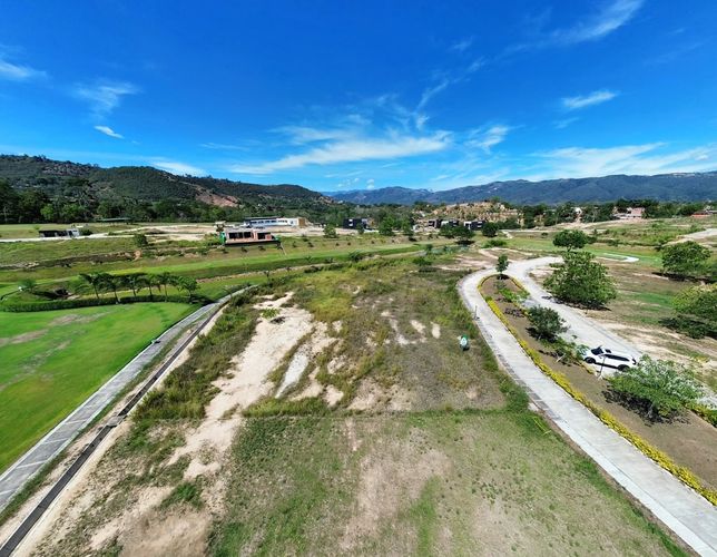 Lote en venta en Ruitoque Bajo, Girón, 900 m² · foto 4 de 14
